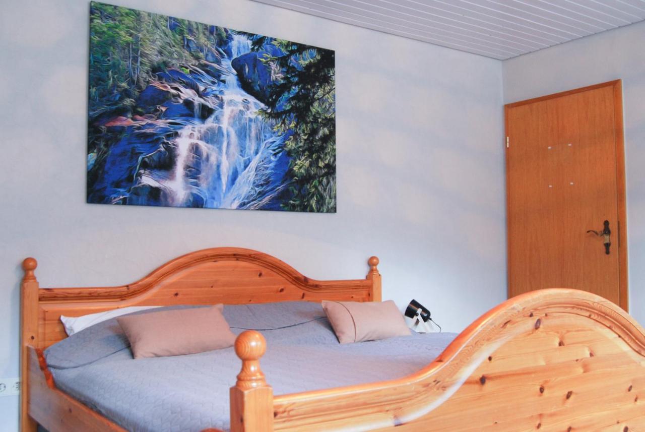 Gaestehaus An Der Moseltherme ترابن ترارباخ المظهر الخارجي الصورة