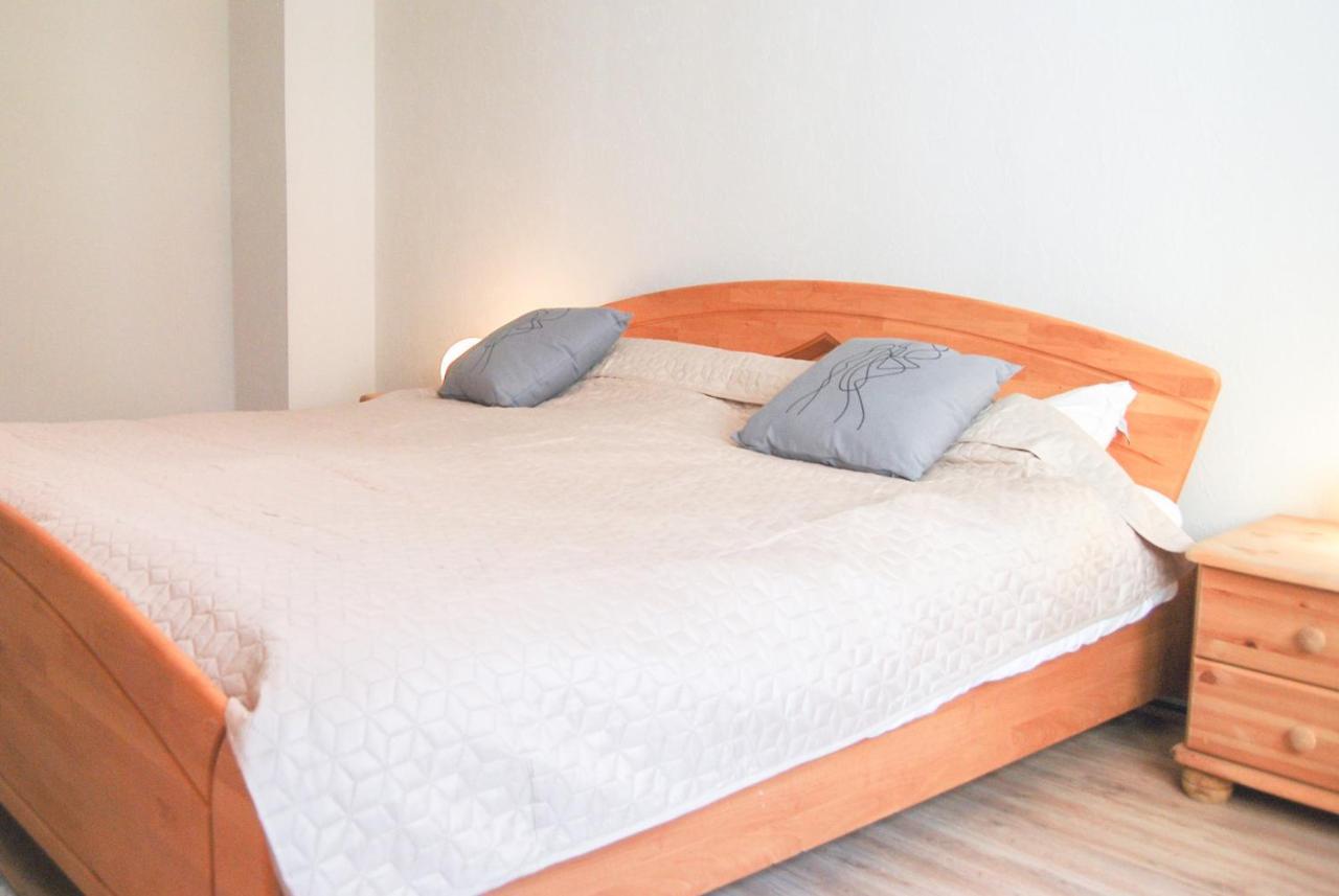 Gaestehaus An Der Moseltherme ترابن ترارباخ المظهر الخارجي الصورة